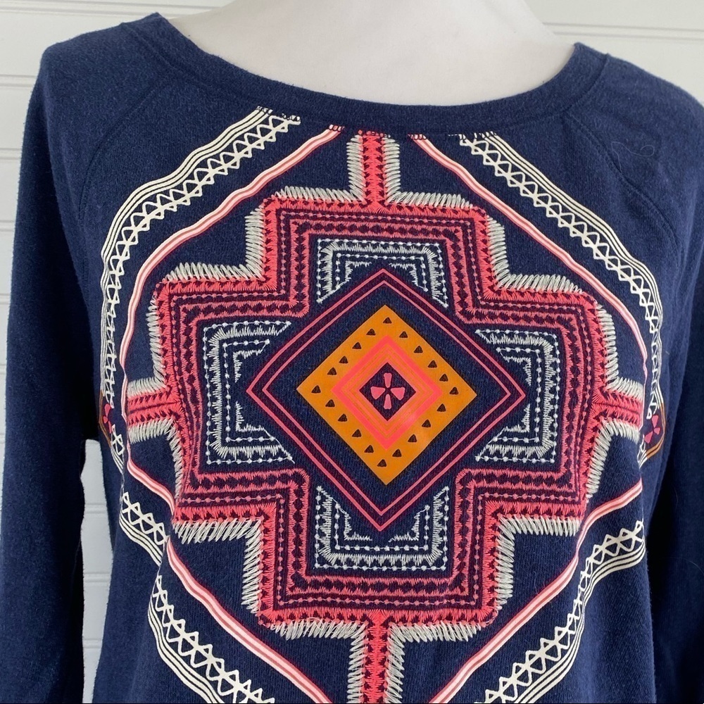 Embroidered crewneck sweater Size XL - Picture 4 of 9